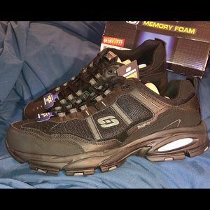 Brand New Men 15W Skechers Vigor